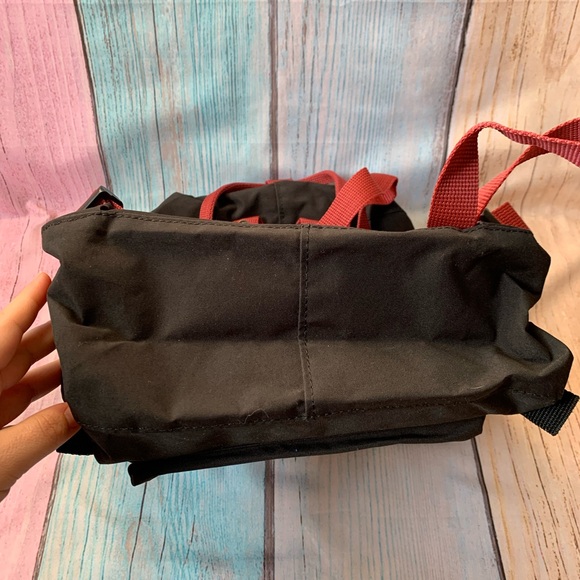 Kånken Black Backpack - Picture 7 of 8